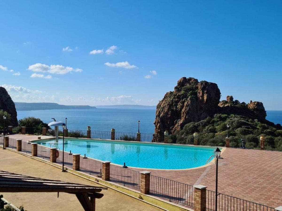 L'Estasi Tanca Piras A Bordo Piscina Con Vista Mare Villa Nebida Buitenkant foto