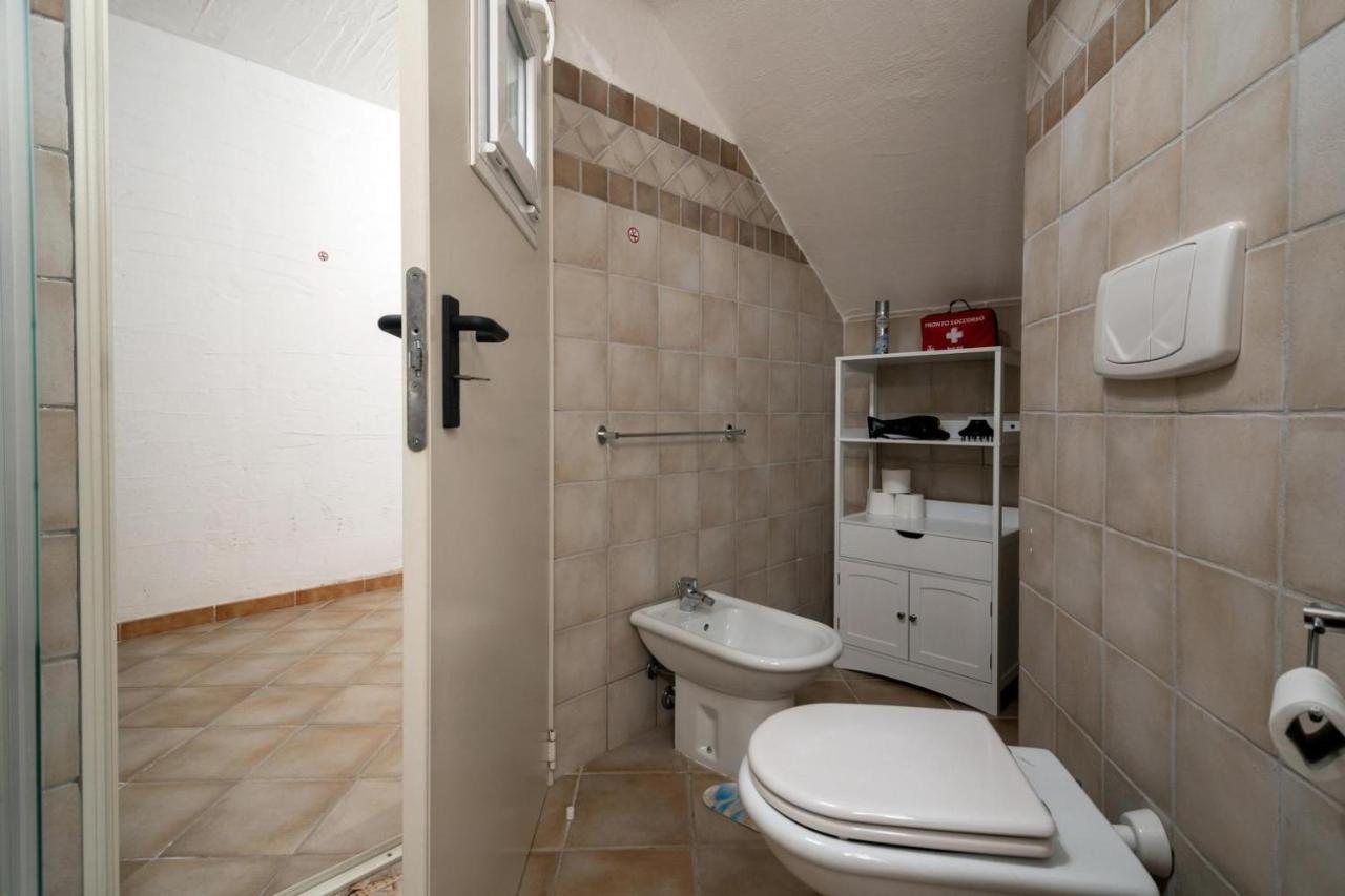 L'Estasi Tanca Piras A Bordo Piscina Con Vista Mare Villa Nebida Buitenkant foto