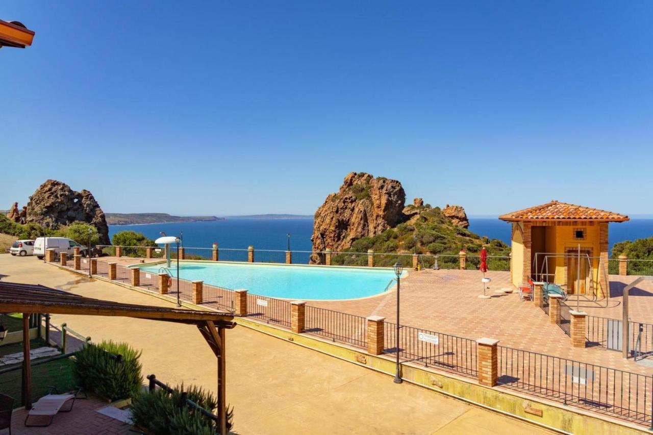 L'Estasi Tanca Piras A Bordo Piscina Con Vista Mare Villa Nebida Buitenkant foto
