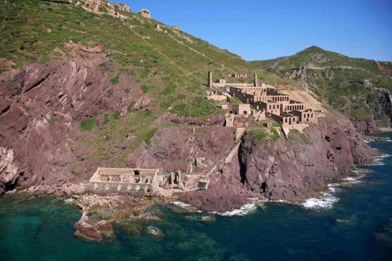 L'Estasi Tanca Piras A Bordo Piscina Con Vista Mare Villa Nebida Buitenkant foto