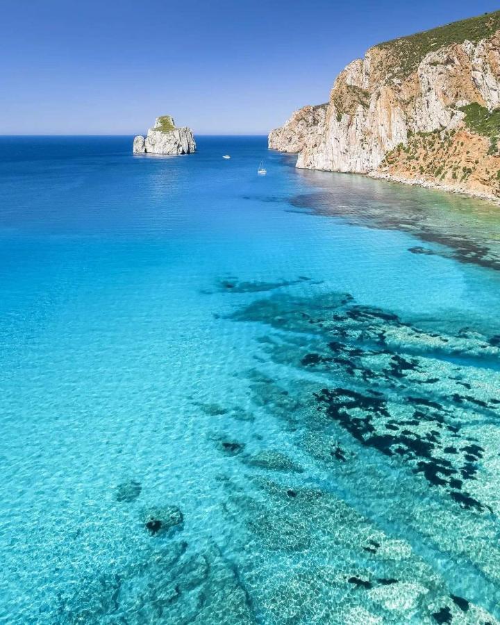 L'Estasi Tanca Piras A Bordo Piscina Con Vista Mare Villa Nebida Buitenkant foto