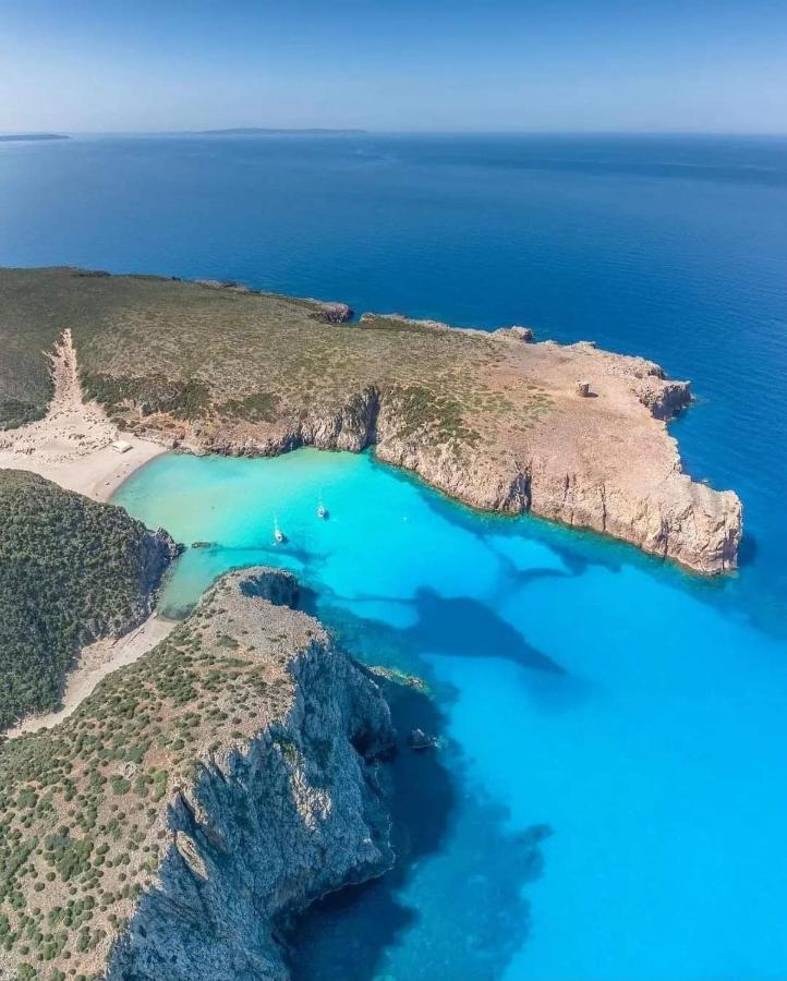 L'Estasi Tanca Piras A Bordo Piscina Con Vista Mare Villa Nebida Buitenkant foto